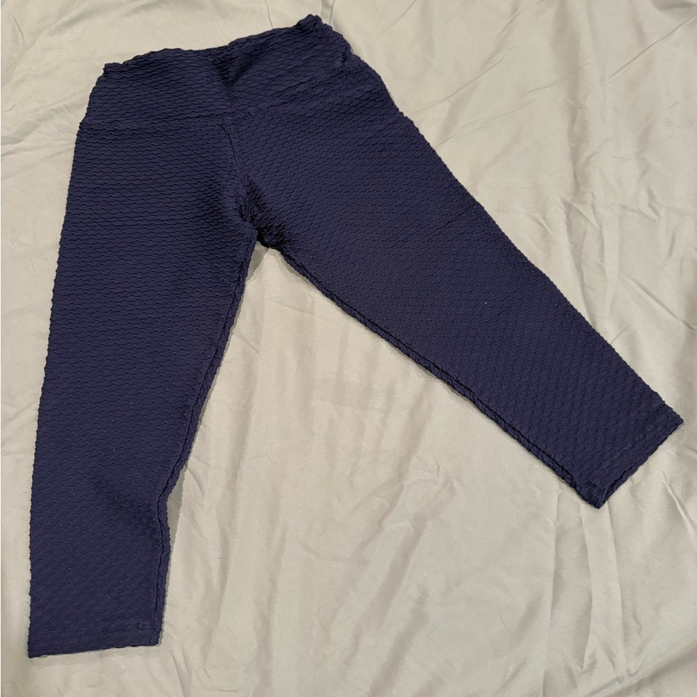Booty By Brabants Navy Croco Cropped Curvy Leggings